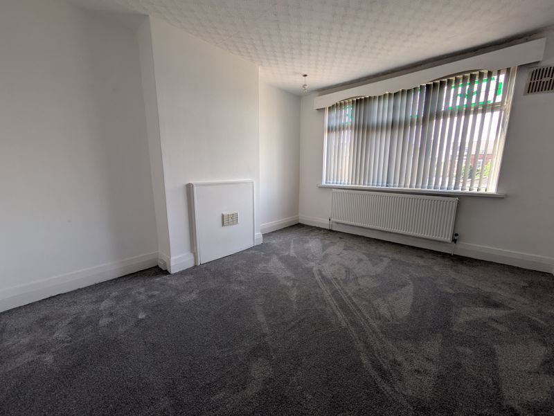 Property photo 3 of 16 Photo 9