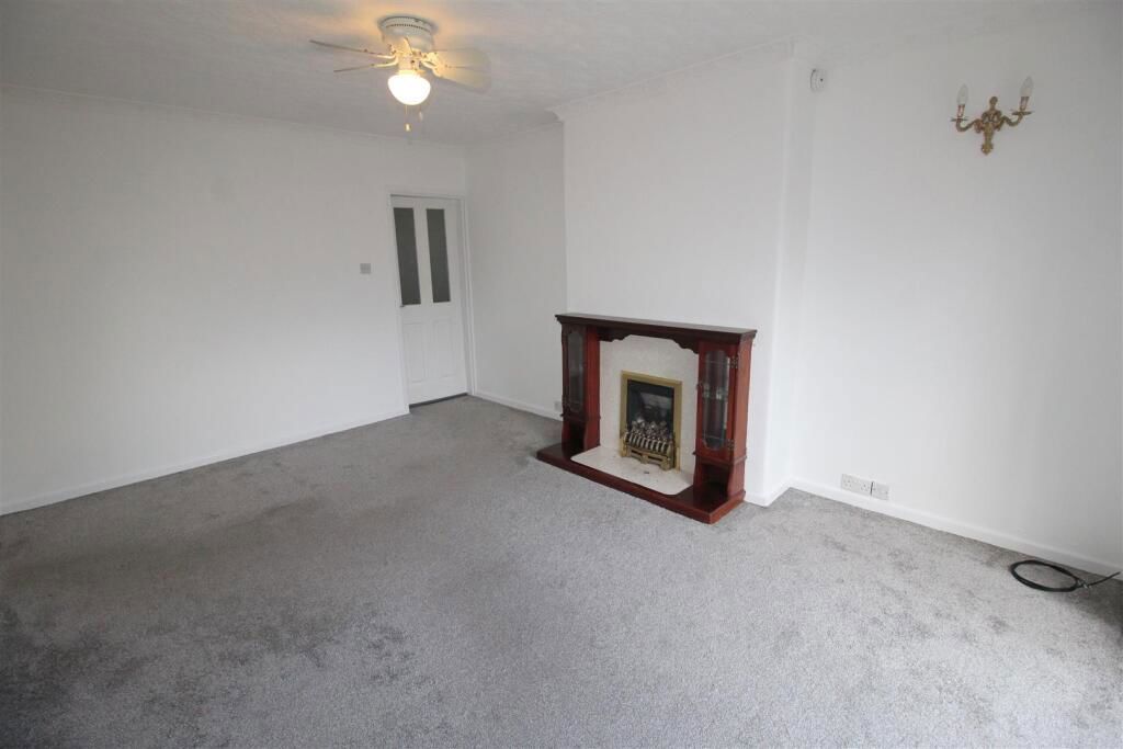 Property photo 3 of 25