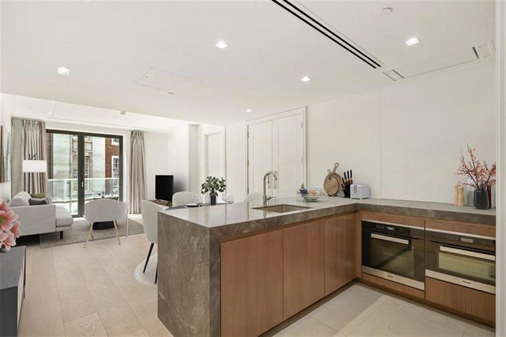 Property photo 1 of 16 (Main)