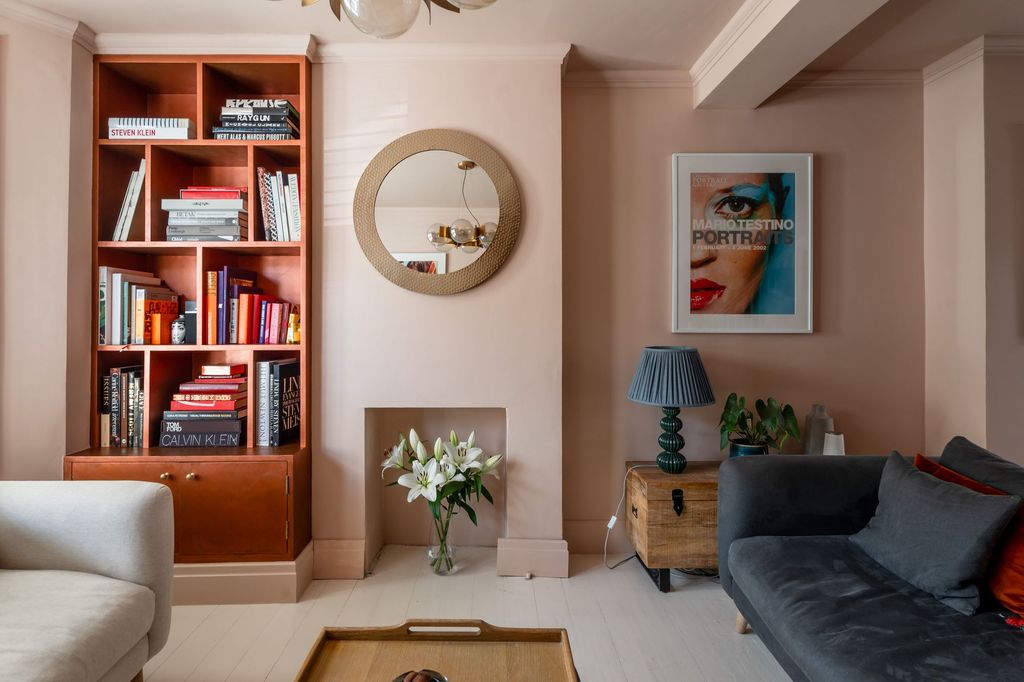 Property photo 2 of 46