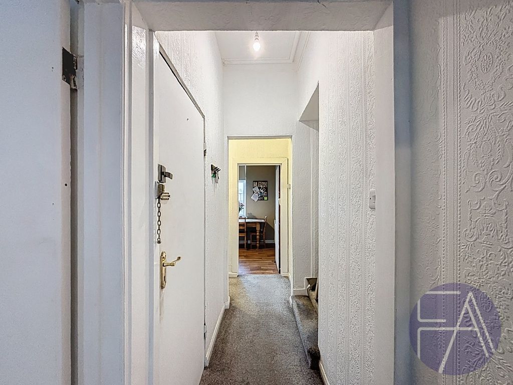 Property photo 2 of 18 4771815