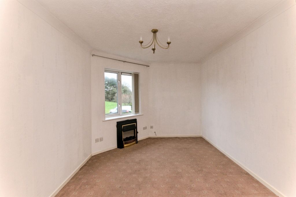 Property photo 3 of 23