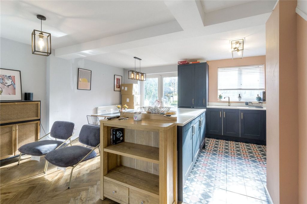 Property photo 2 of 15 Picture No. 02