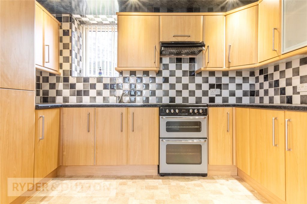 Property photo 2 of 15 Kitchen Diner
