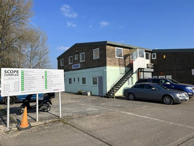 Property photo 2 of 7