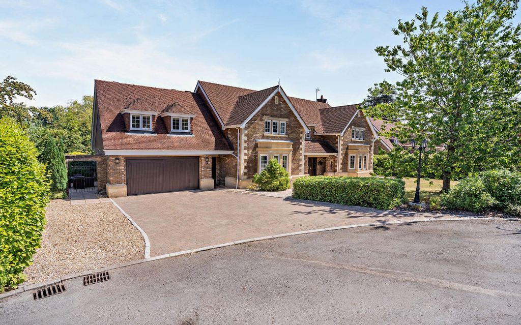 Property photo 1 of 19 Picture No. 01