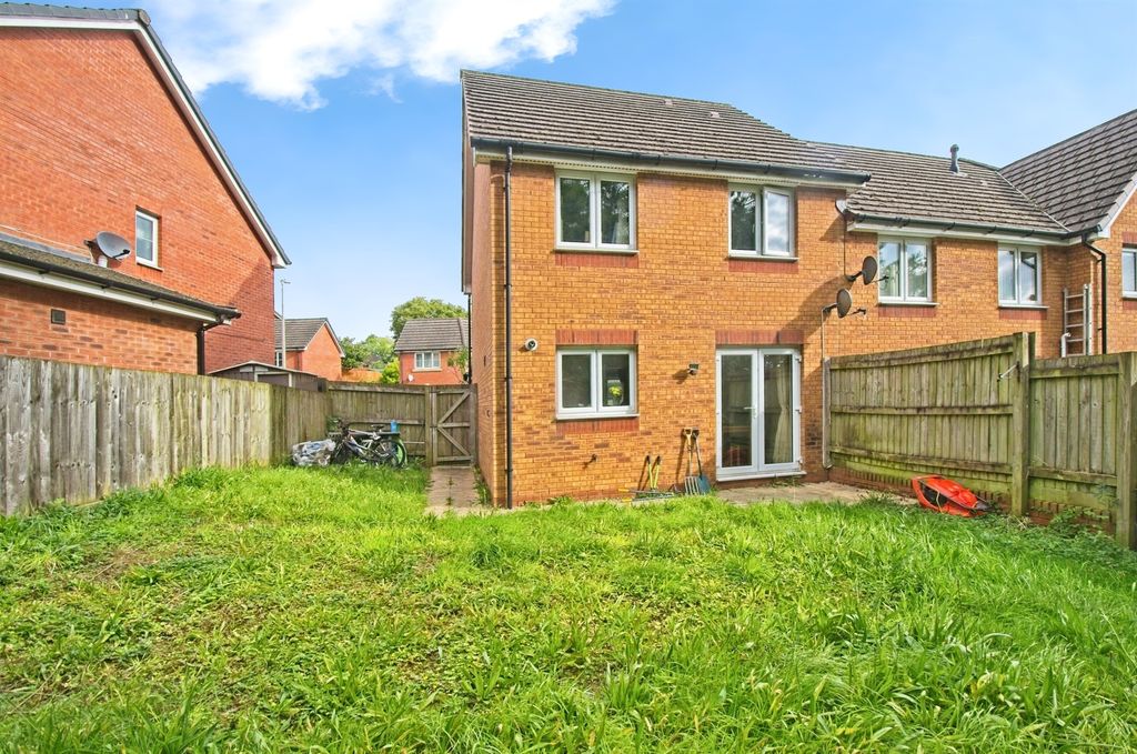 Property photo 2 of 16