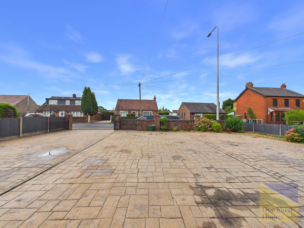 Property photo 2 of 38