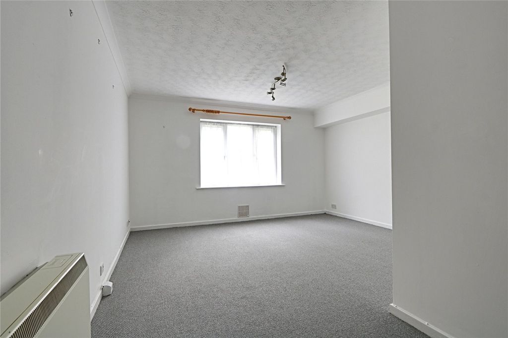 Property photo 3 of 10 Picture No. 16