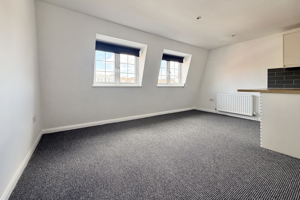 Property photo 1 of 7 1