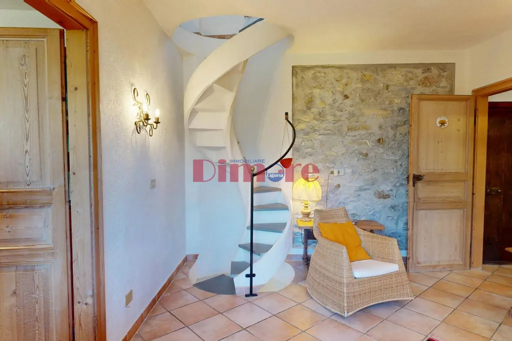 Property photo 2 of 2 <Alttext/>