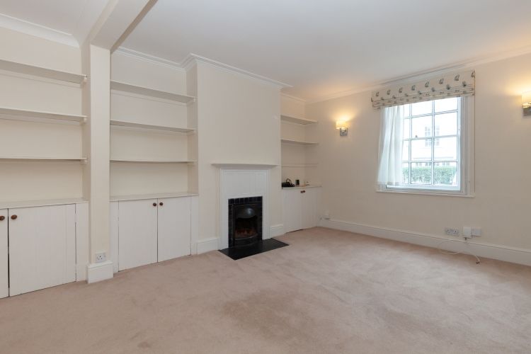 Property photo 1 of 8 229509