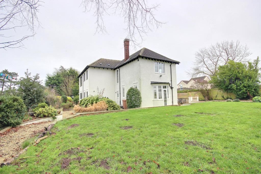 Property photo 1 of 30