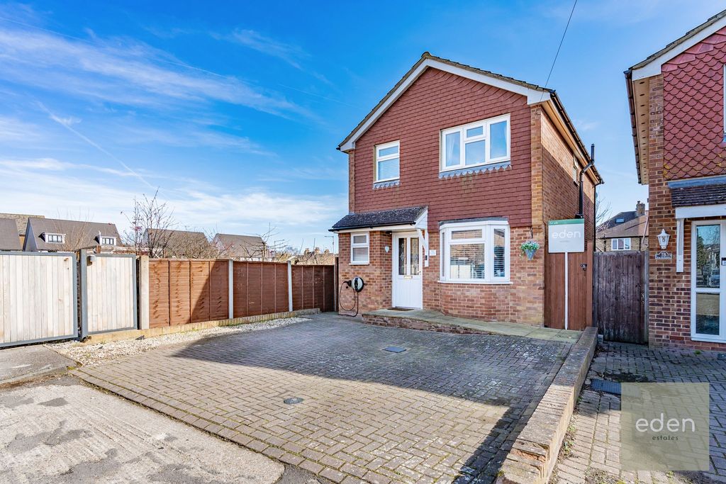 Property photo 1 of 21