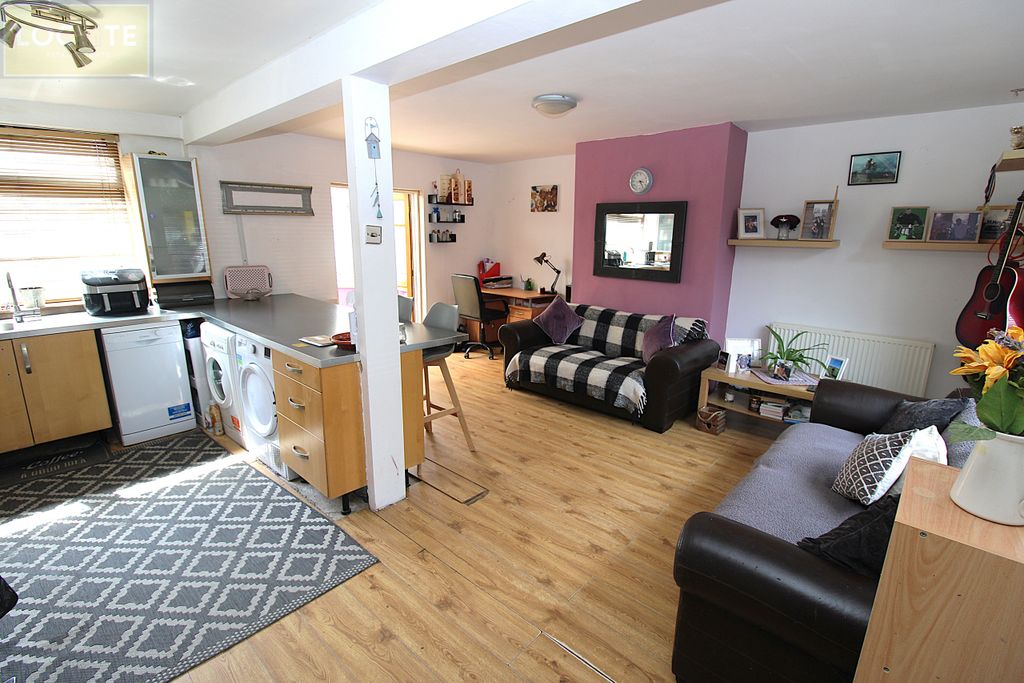 Property photo 2 of 11 Img_8847.Jpg