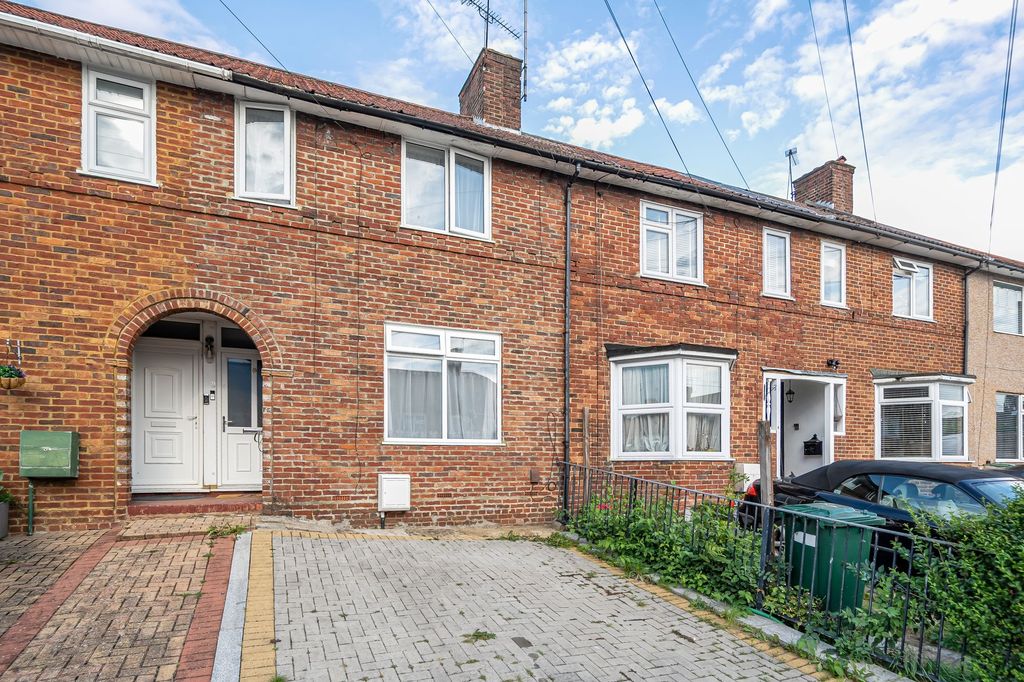 Property photo 1 of 13 External Facade