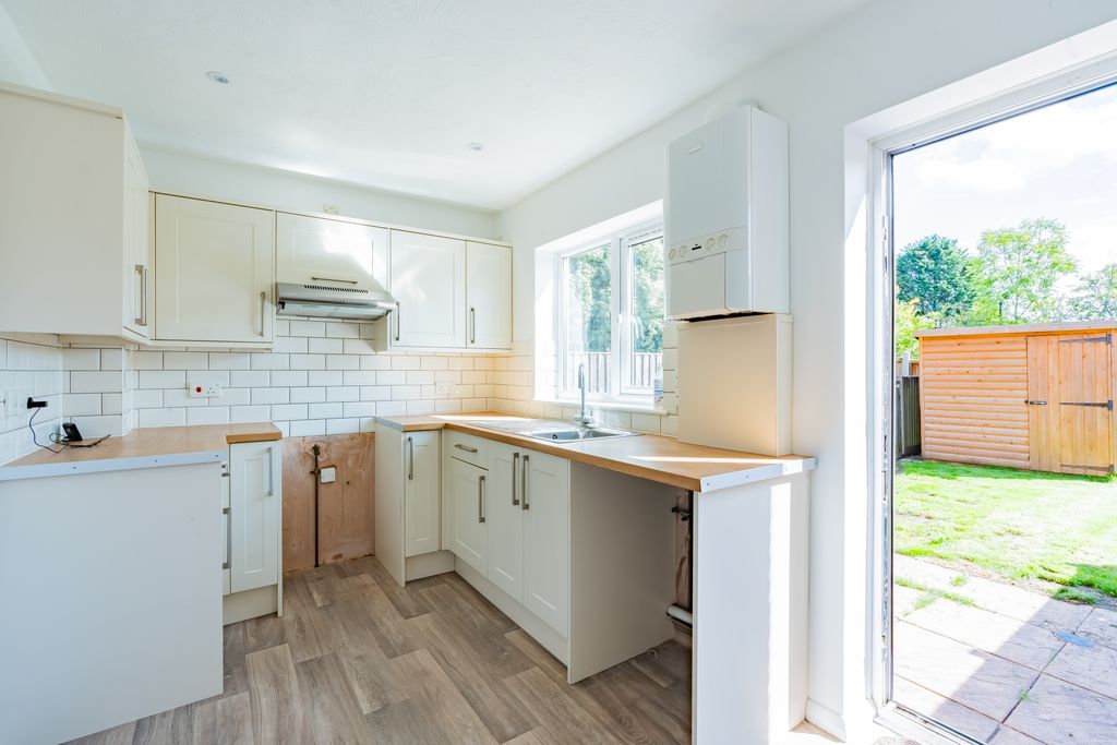 Property photo 2 of 13 Photo 5