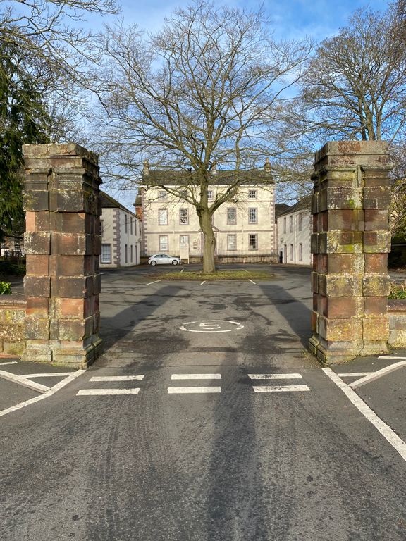 Property photo 2 of 7