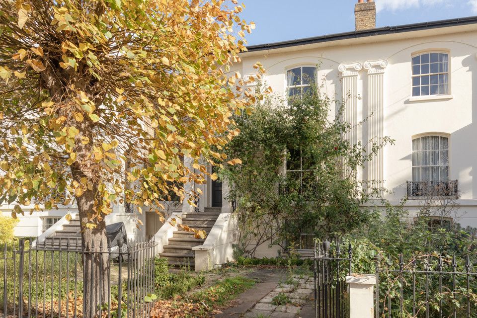 Property photo 1 of 27