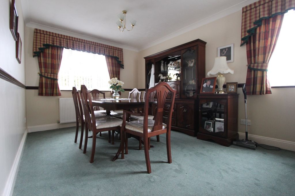 Property photo 3 of 13 Photo 3