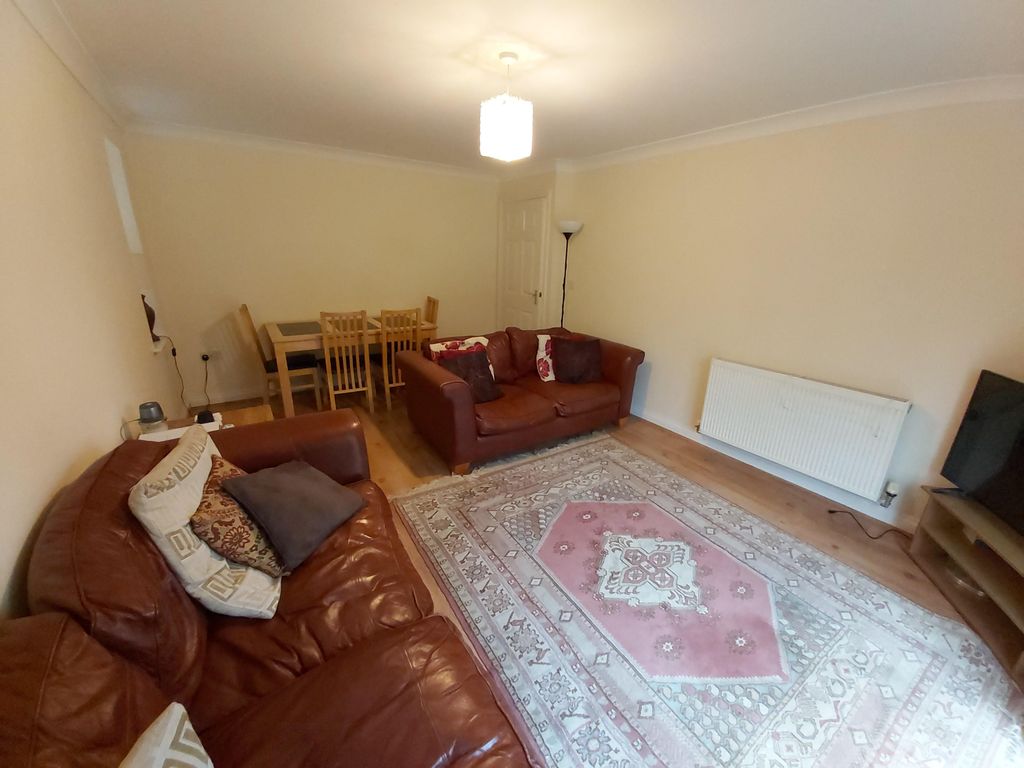 Property photo 3 of 15 Living Room