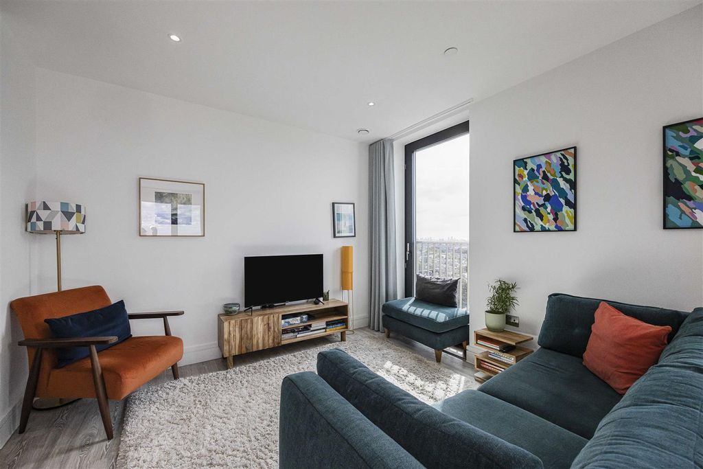 Property photo 2 of 35 2