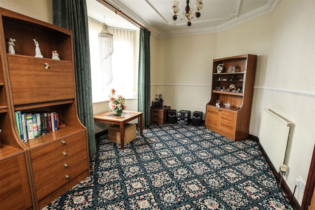 Property photo 3 of 15 Open Plan Lounge/Dining Room