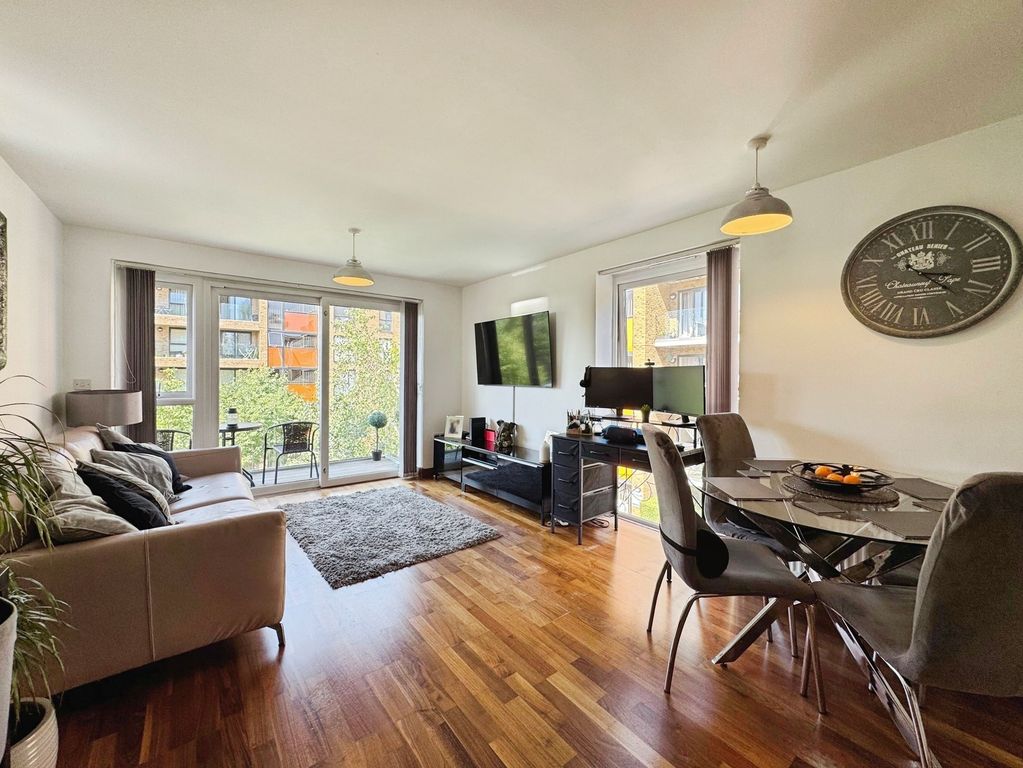 Property photo 1 of 11 Reception/Dining Area