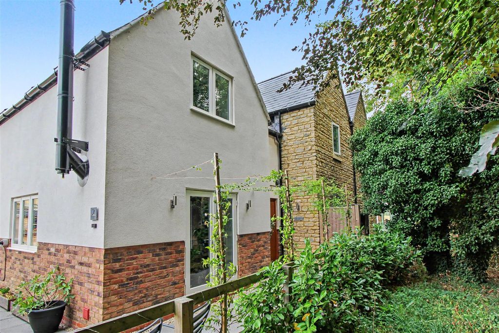 Property photo 1 of 32 Img_7732.Jpg