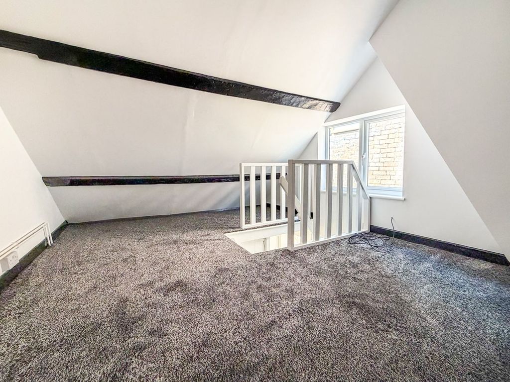 Property photo 2 of 15 Gallery