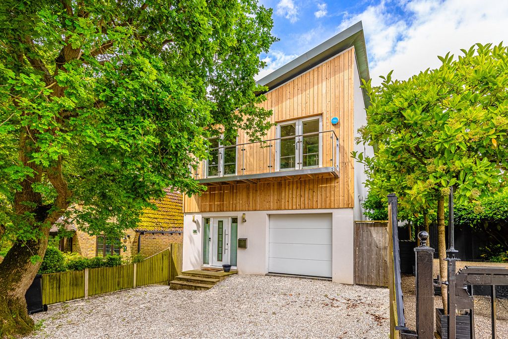 Property photo 1 of 49