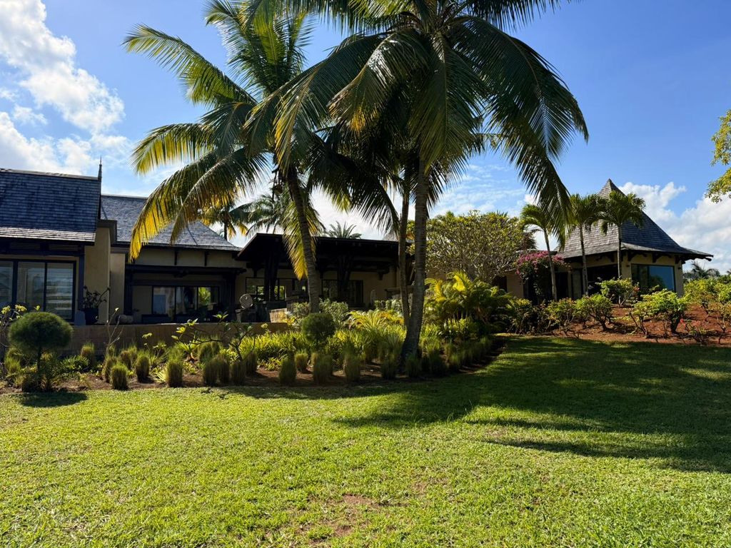 Property photo 2 of 30