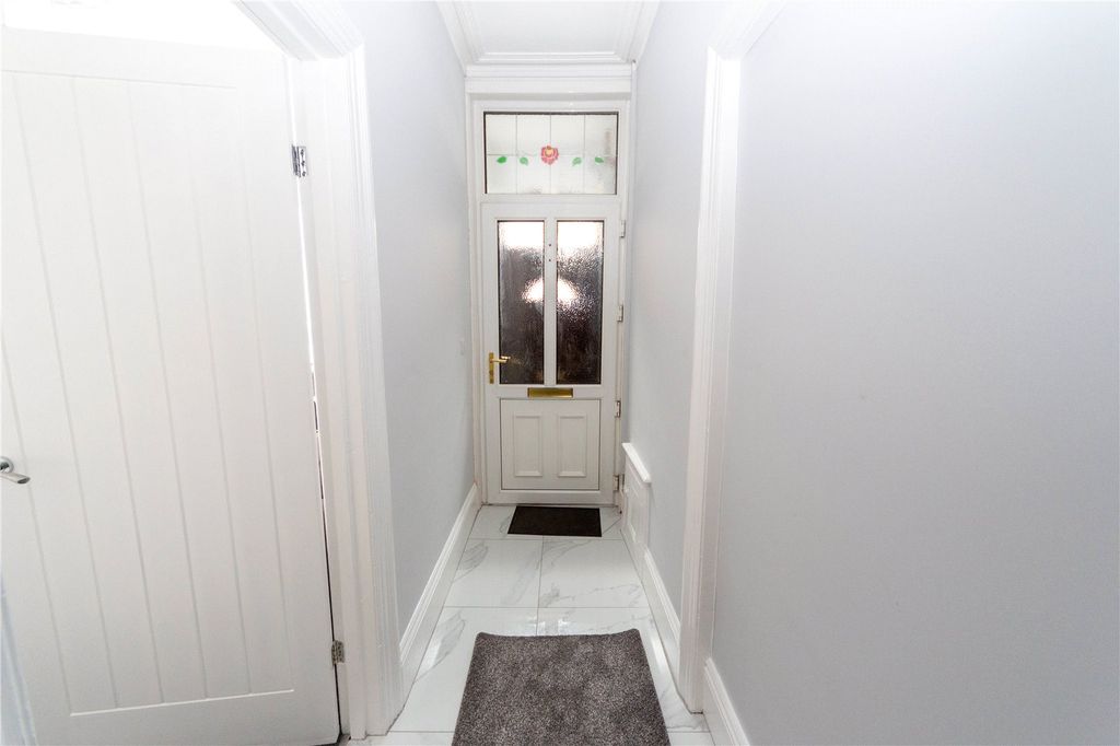Property photo 3 of 18 Picture No. 03