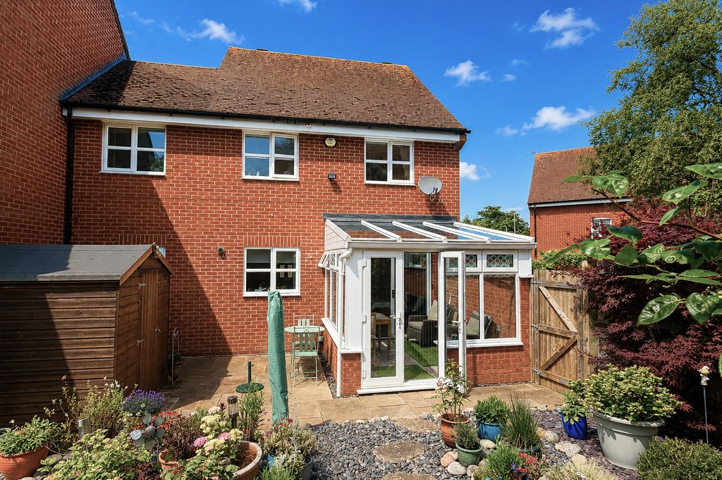 Property photo 2 of 22 19
