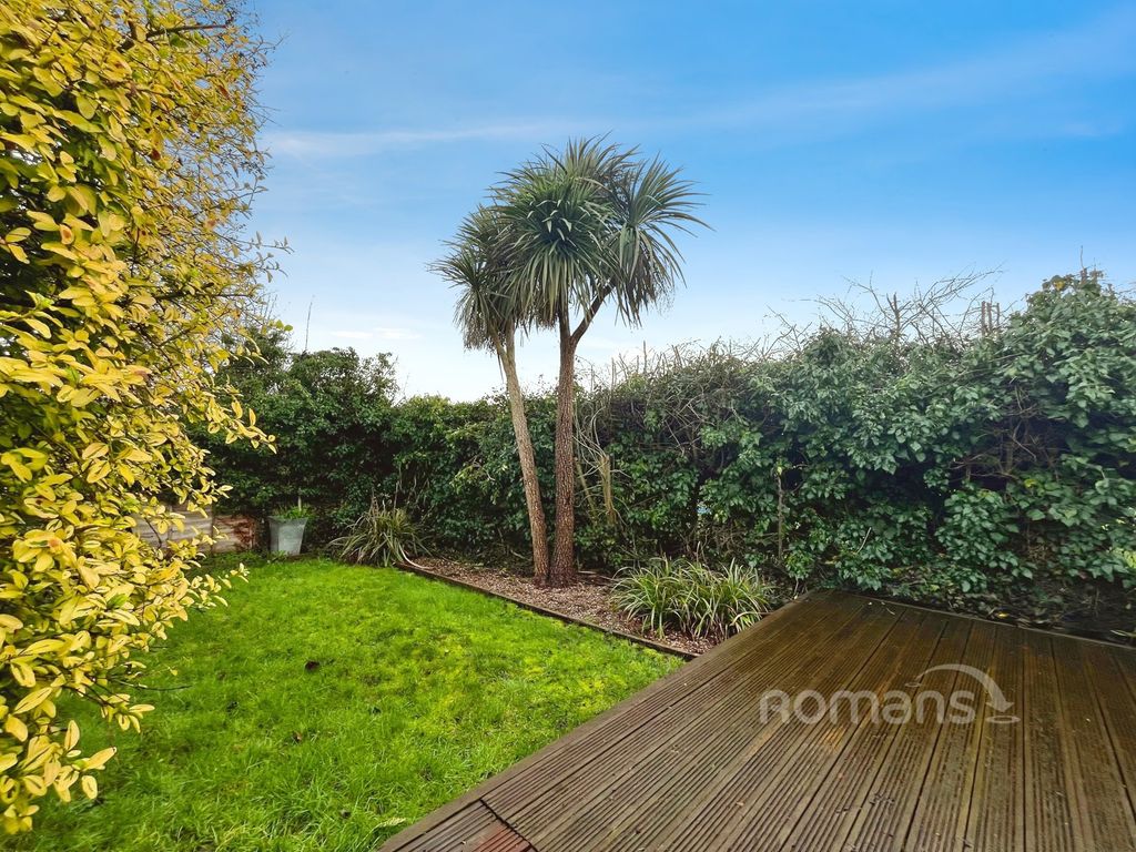 Property photo 2 of 11 Pbox-Img.Jpg