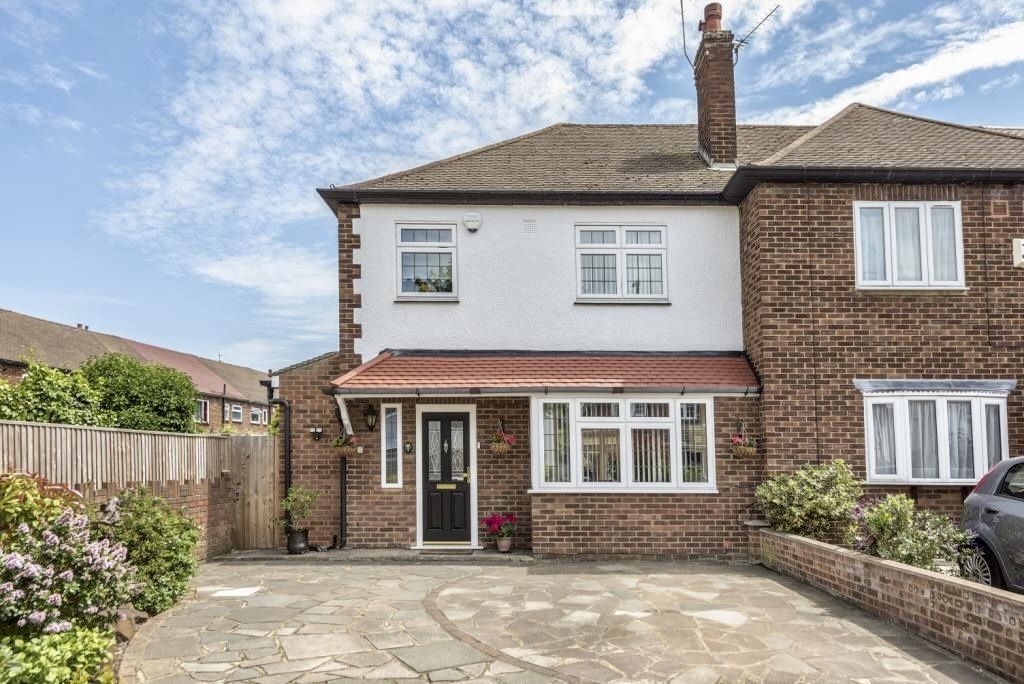 Property photo 1 of 15 Img_9482