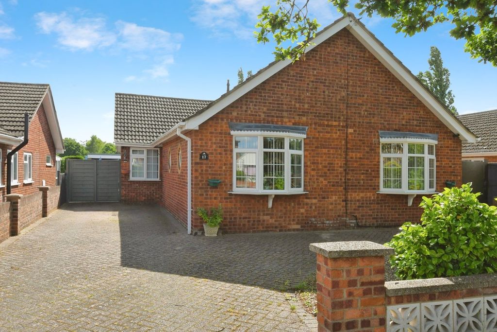 Property photo 1 of 19