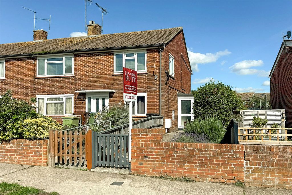 Property photo 1 of 15 Picture No. 18