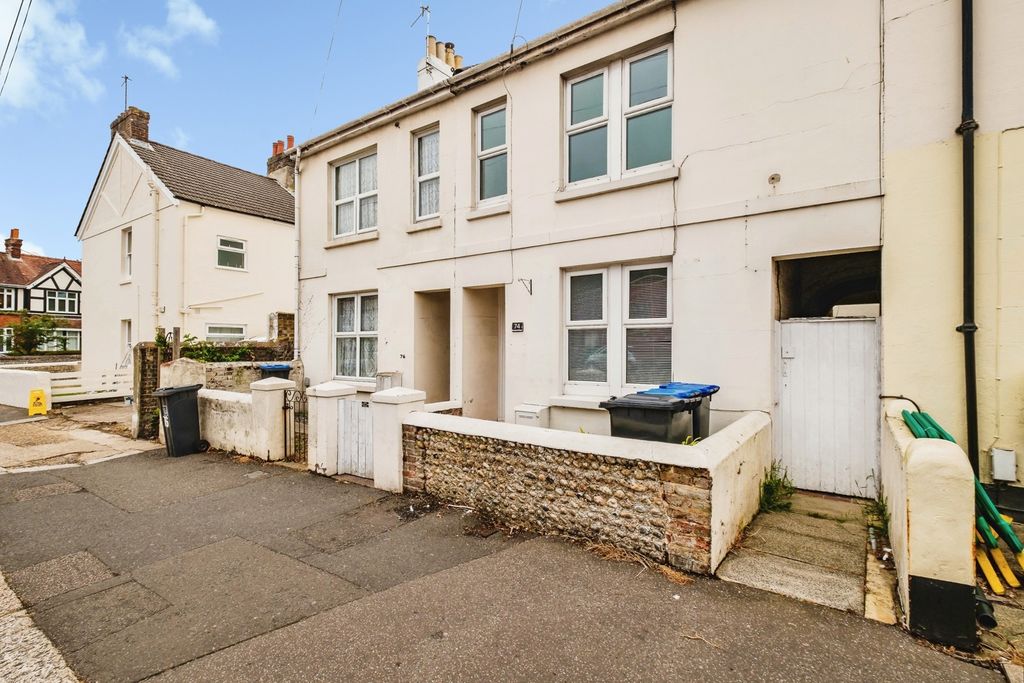 Property photo 1 of 17 Pbox-Img.Jpg