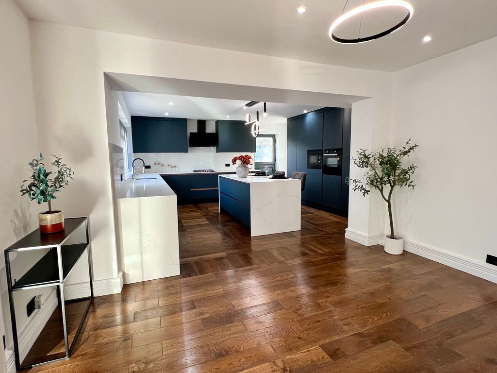 Property photo 3 of 42 Img_7755