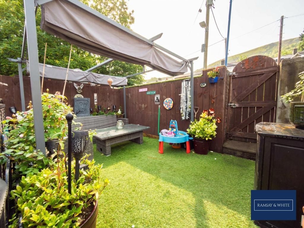 Property photo 3 of 16