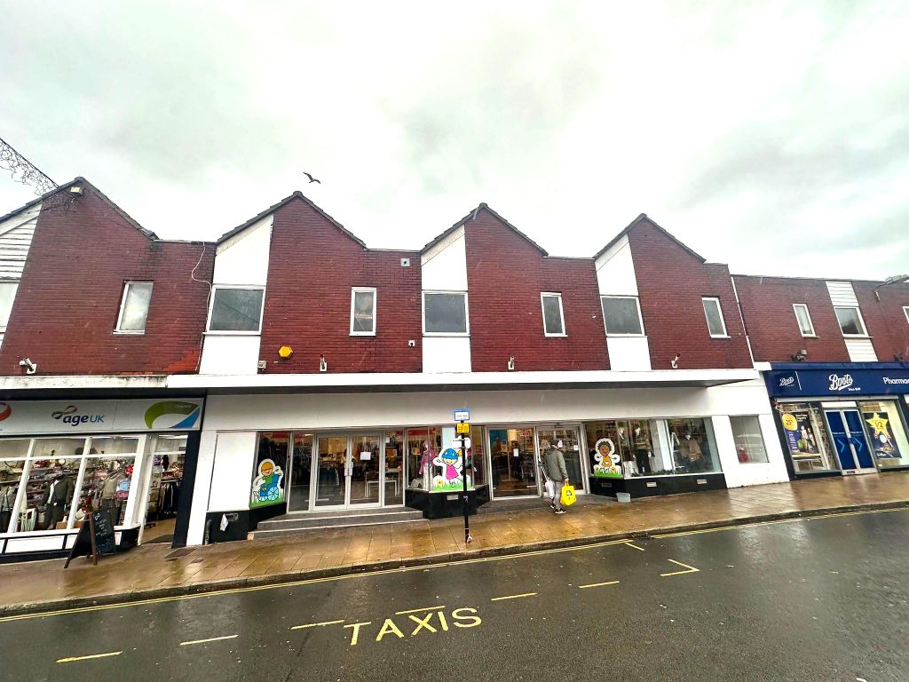 Property photo 2 of 10