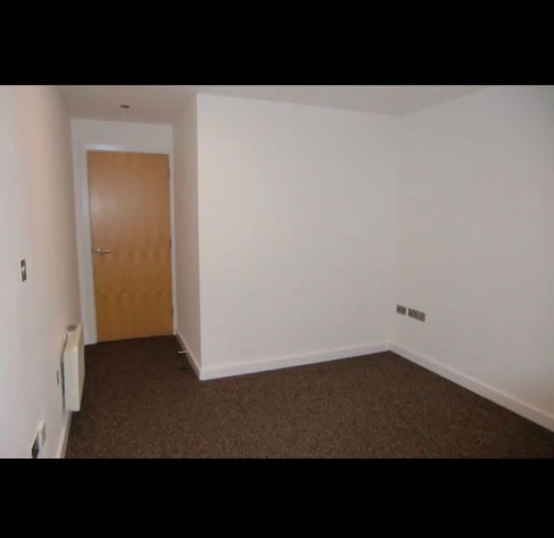 Property photo 3 of 8 Bed Room 1.Jpg