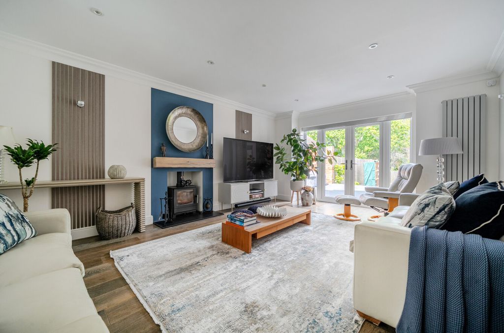 Property photo 3 of 30 1479729-40-6A33E0...