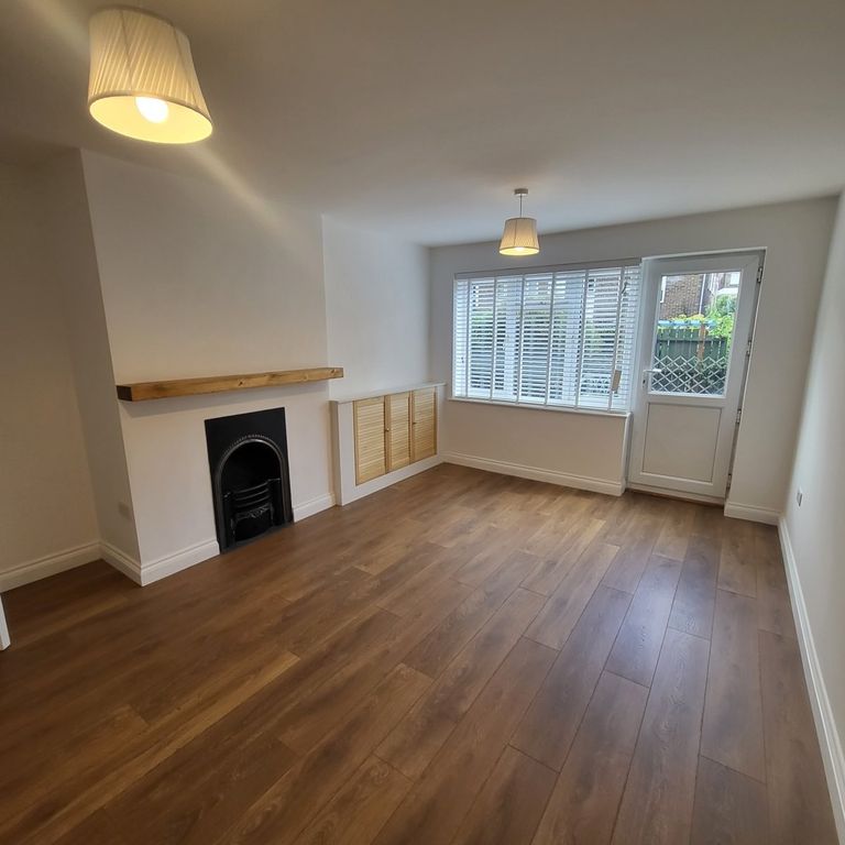 Property photo 2 of 7