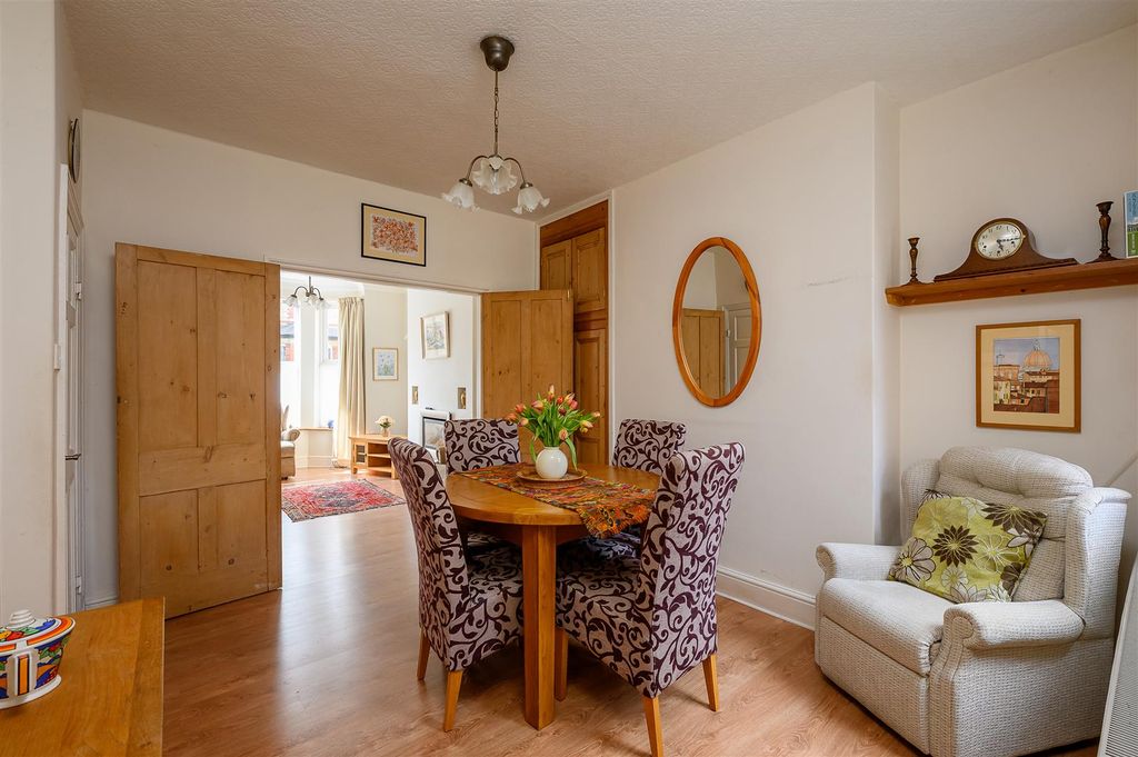 Property photo 3 of 15 Dining Room
