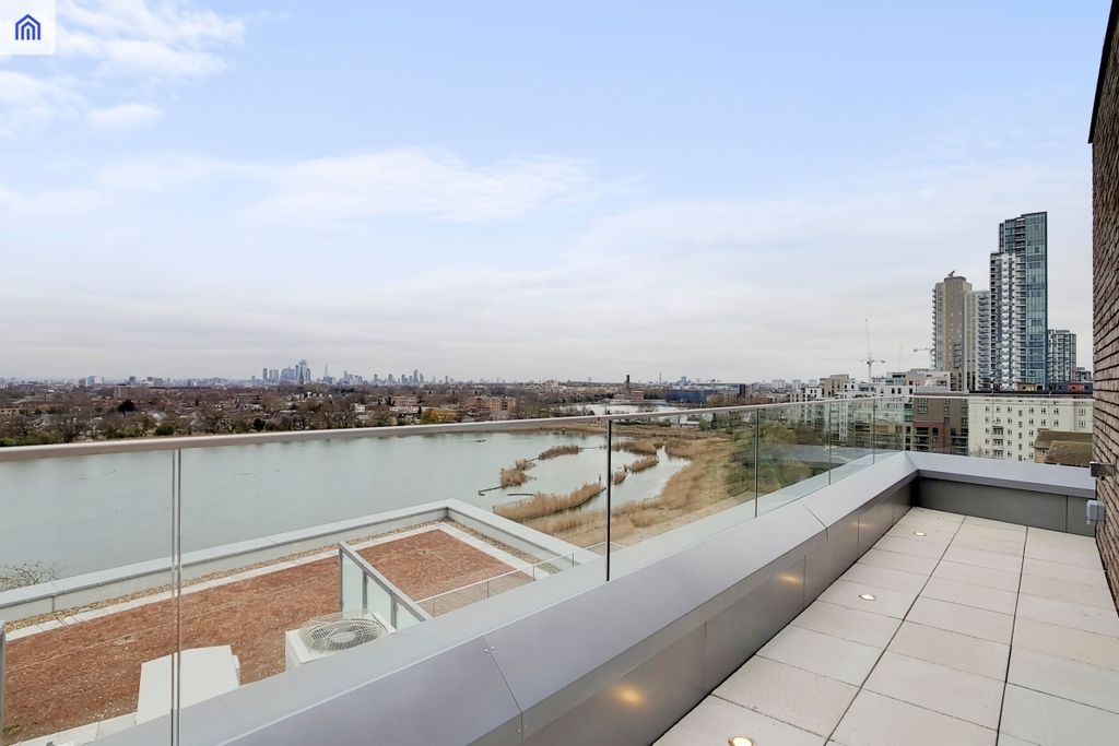 Property photo 1 of 20 5_Terrace_4