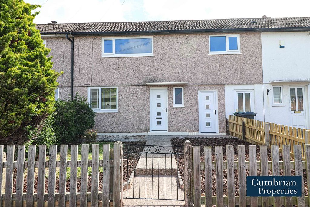 Property photo 1 of 16 External