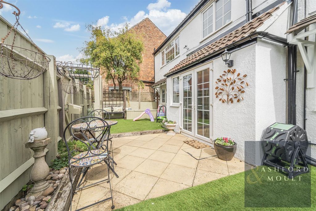 Property photo 1 of 29 Ashford-29.Jpg