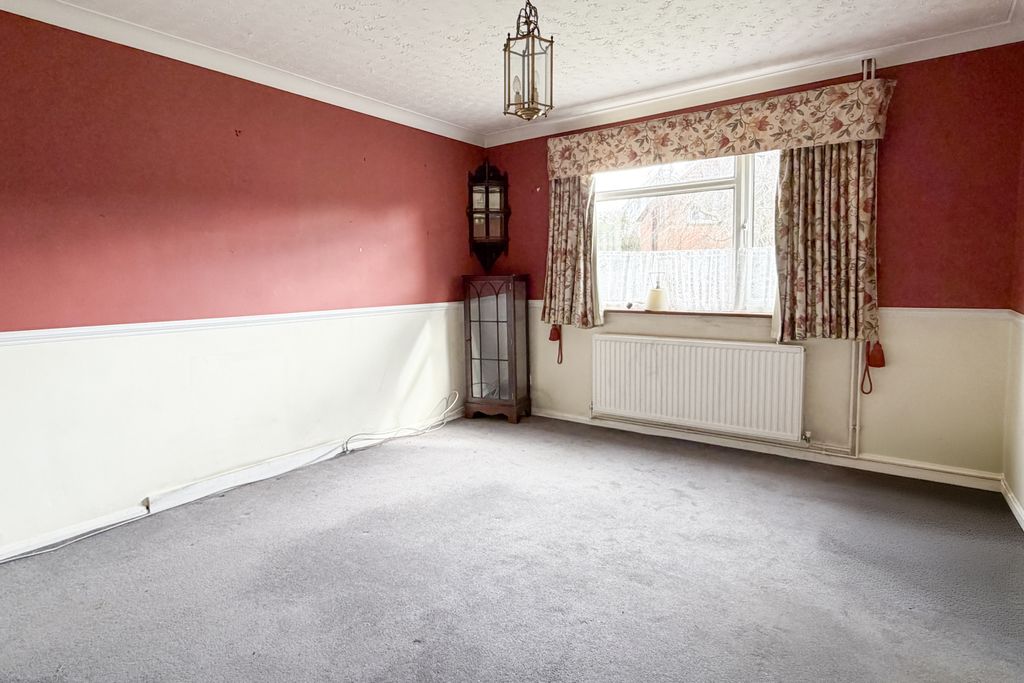 Property photo 3 of 14 3